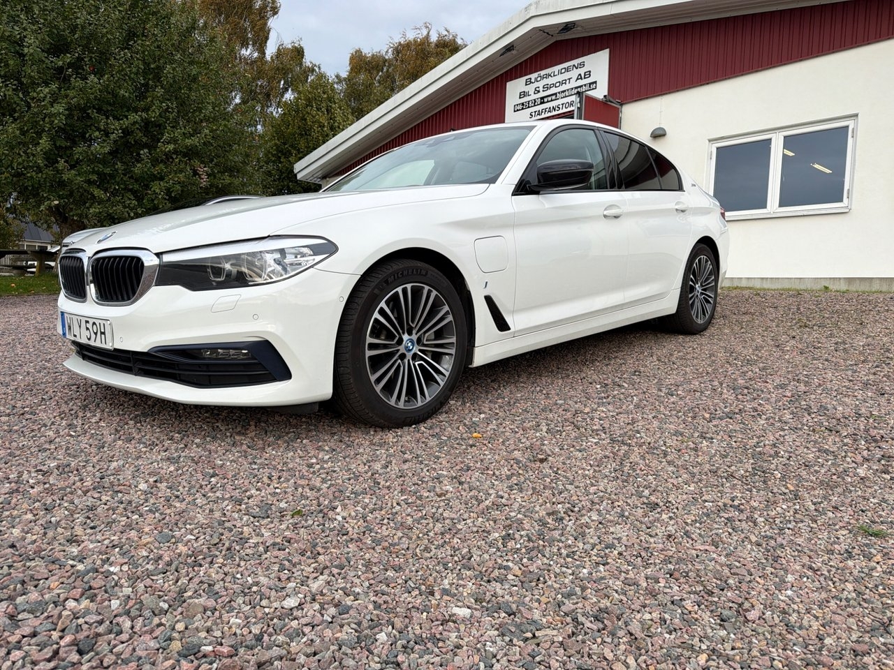 BMW 530e