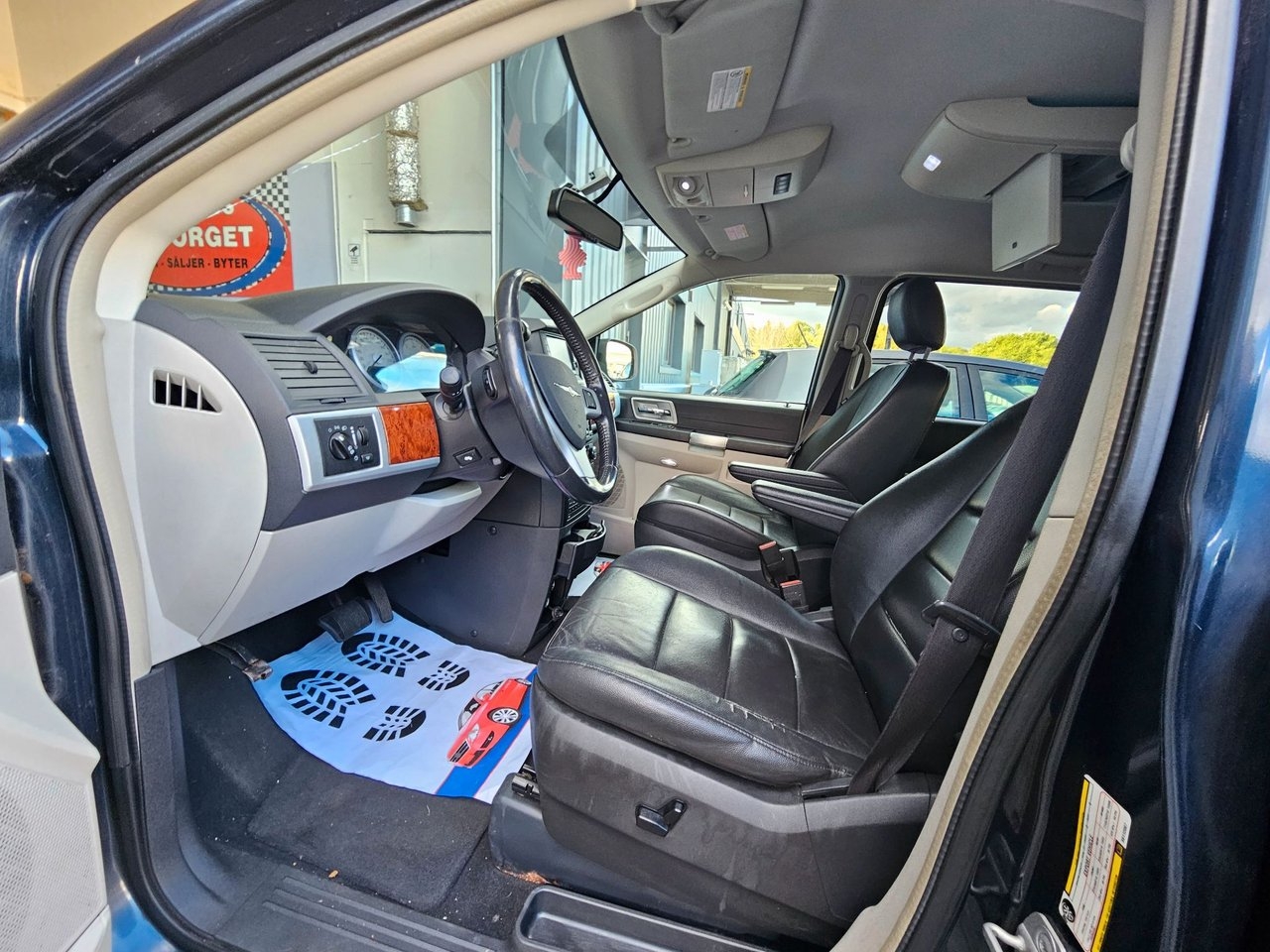 Chrysler Grand Voyager 2008, kuva 6/14
