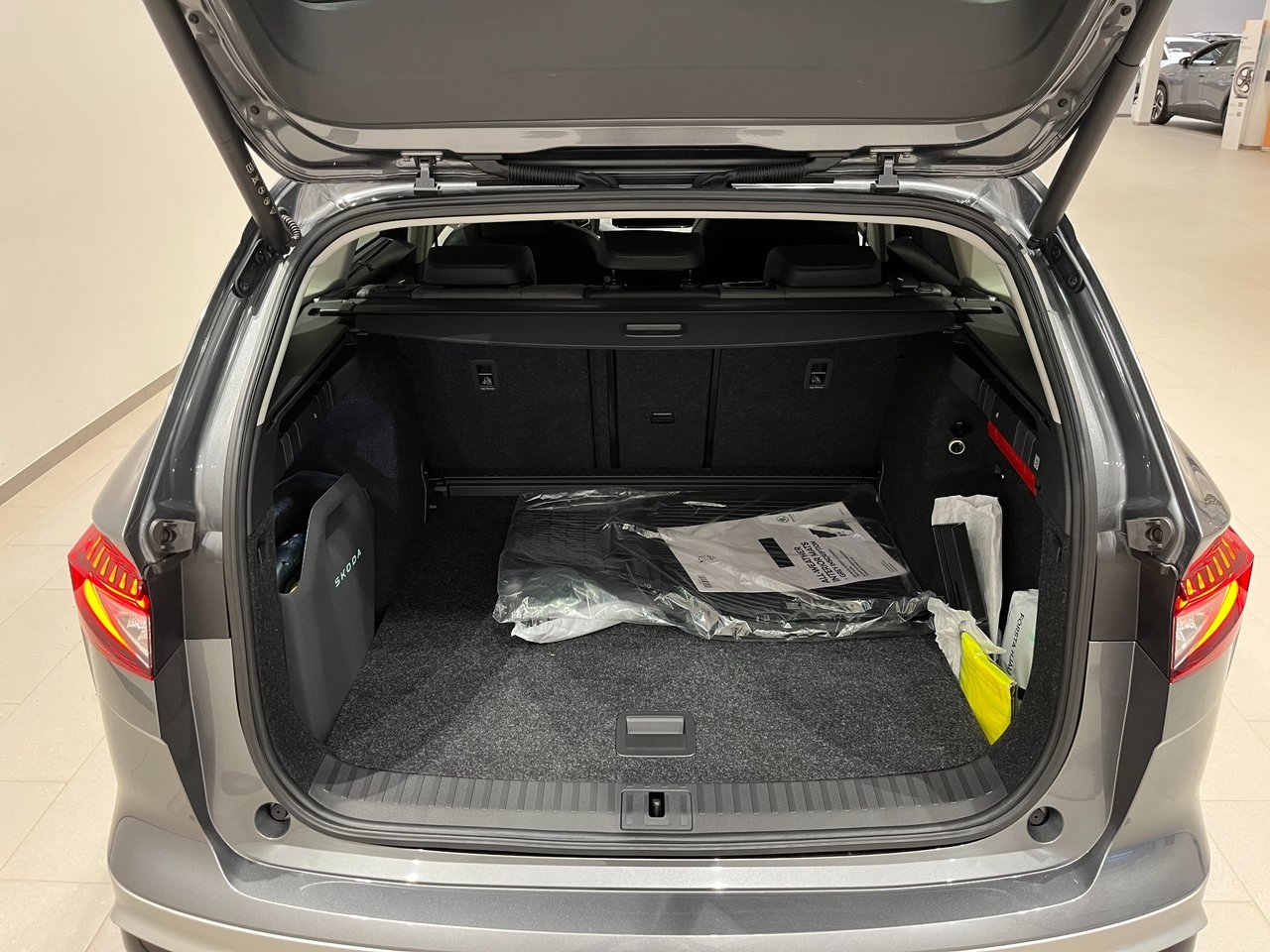 Skoda Enyaq 2027, bild 7/10