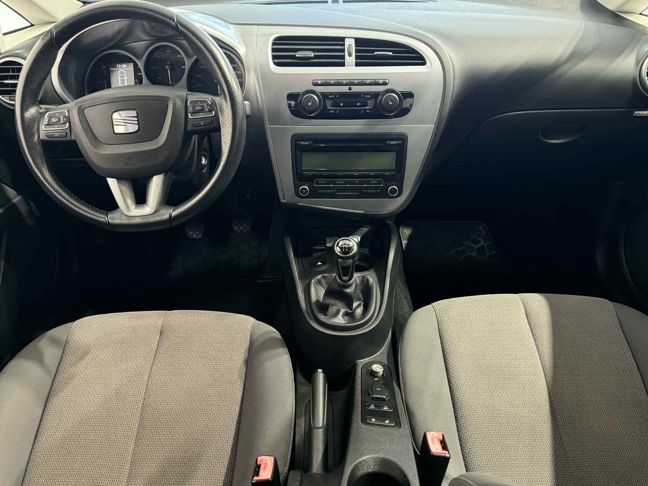 Seat Leon 2011, kuva 7/10
