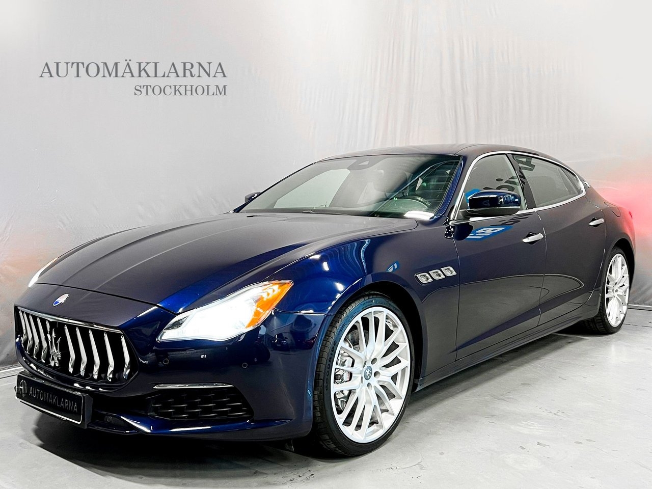Maserati Quattroporte 2016, photo 2/25