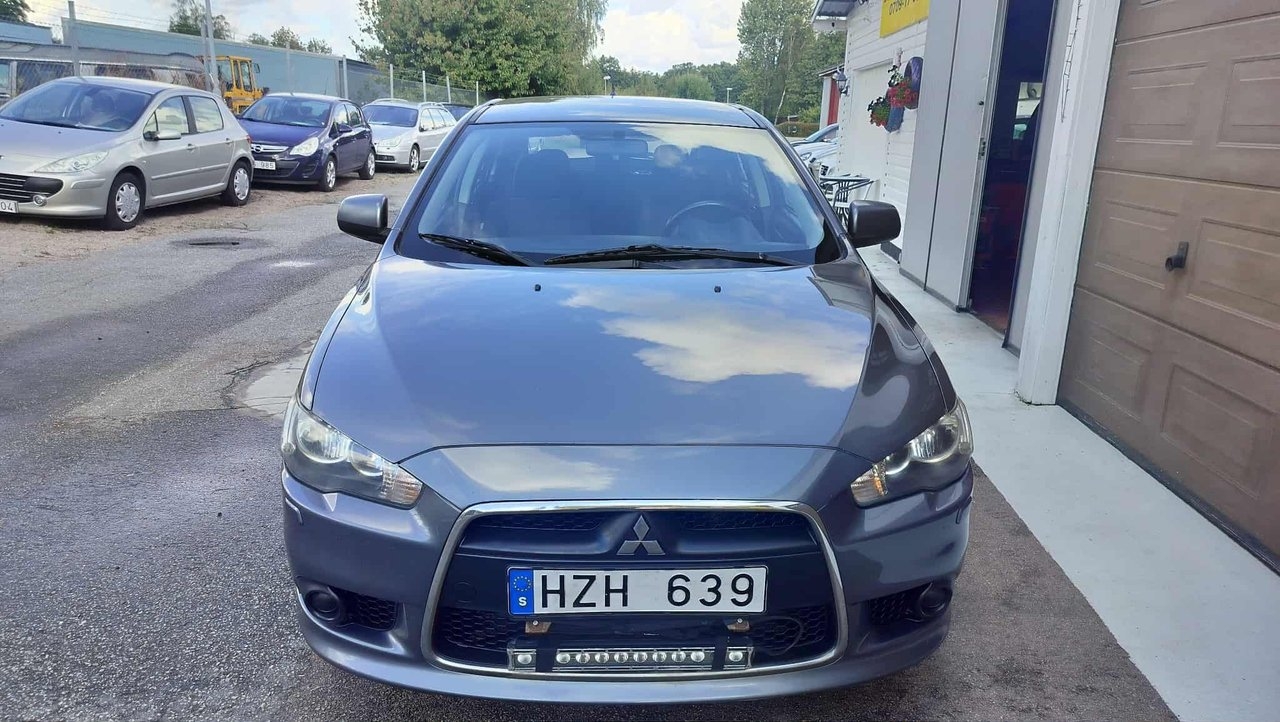 Mitsubishi Lancer Sportback 2009, bild 2/10