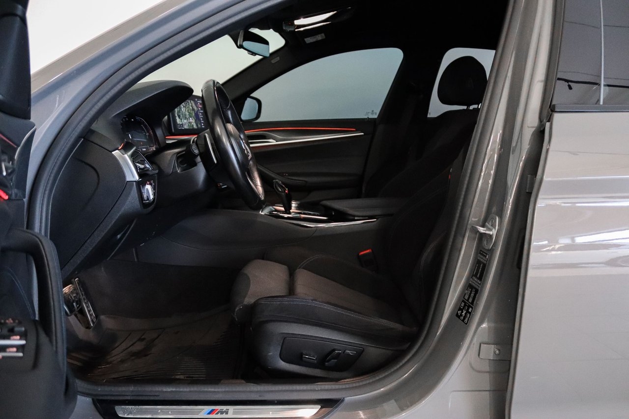 BMW 520 2021, photo 6/10