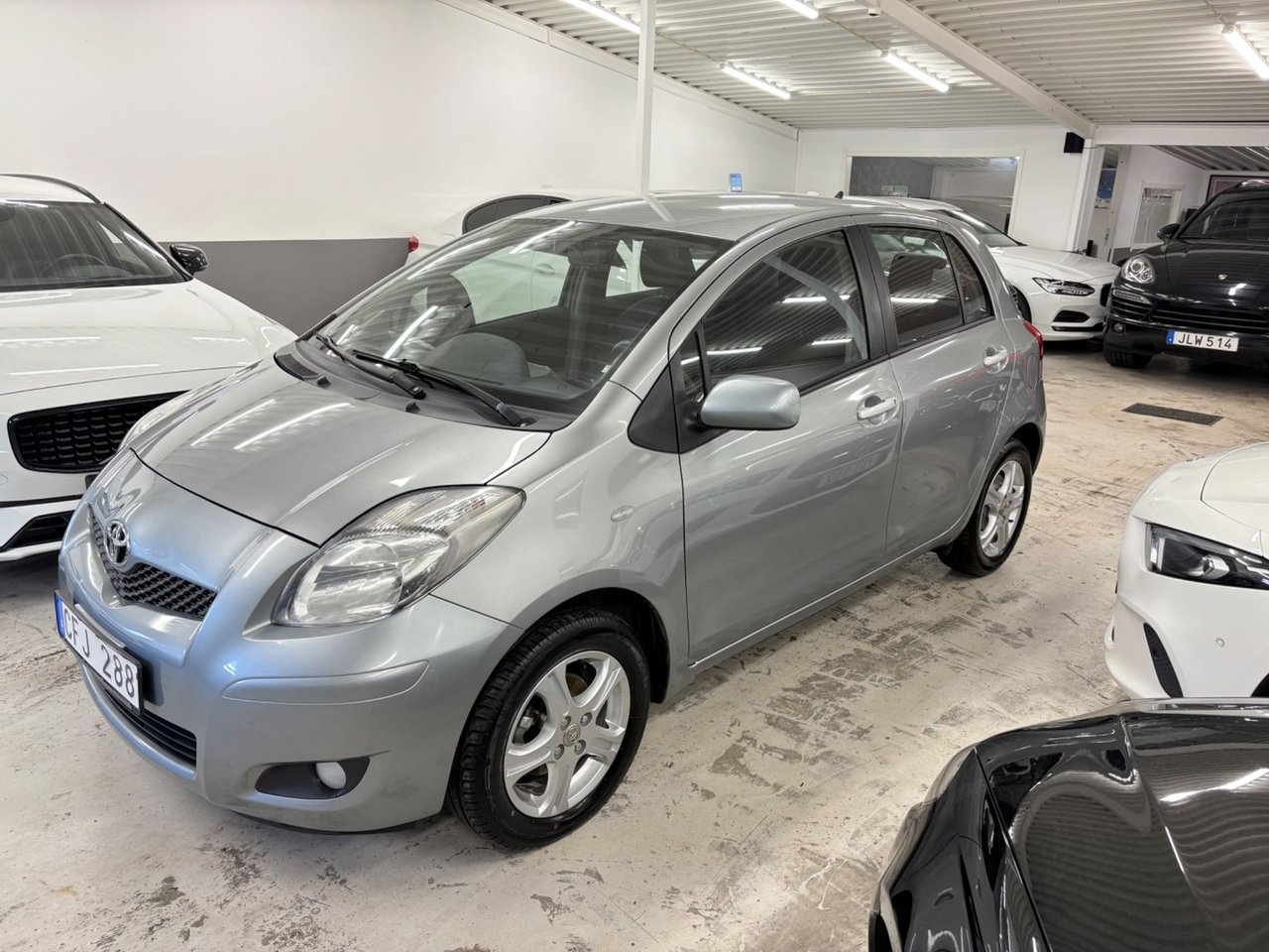 Toyota Yaris 2010, bild 2/10
