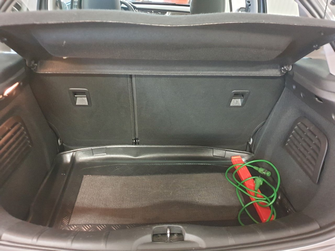 Citroen C3 2014, bild 7/8