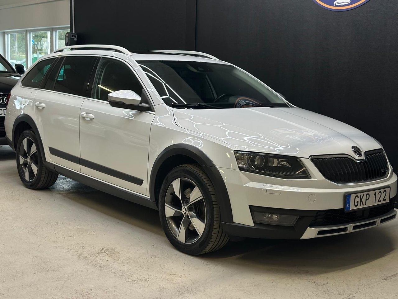 Skoda Octavia 2015, bild 2/24