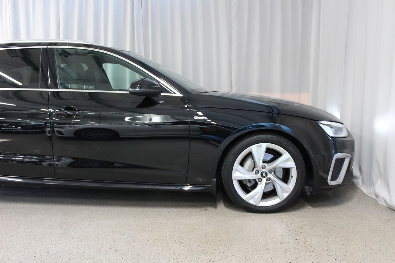 Audi A4 2022, bild 3/26
