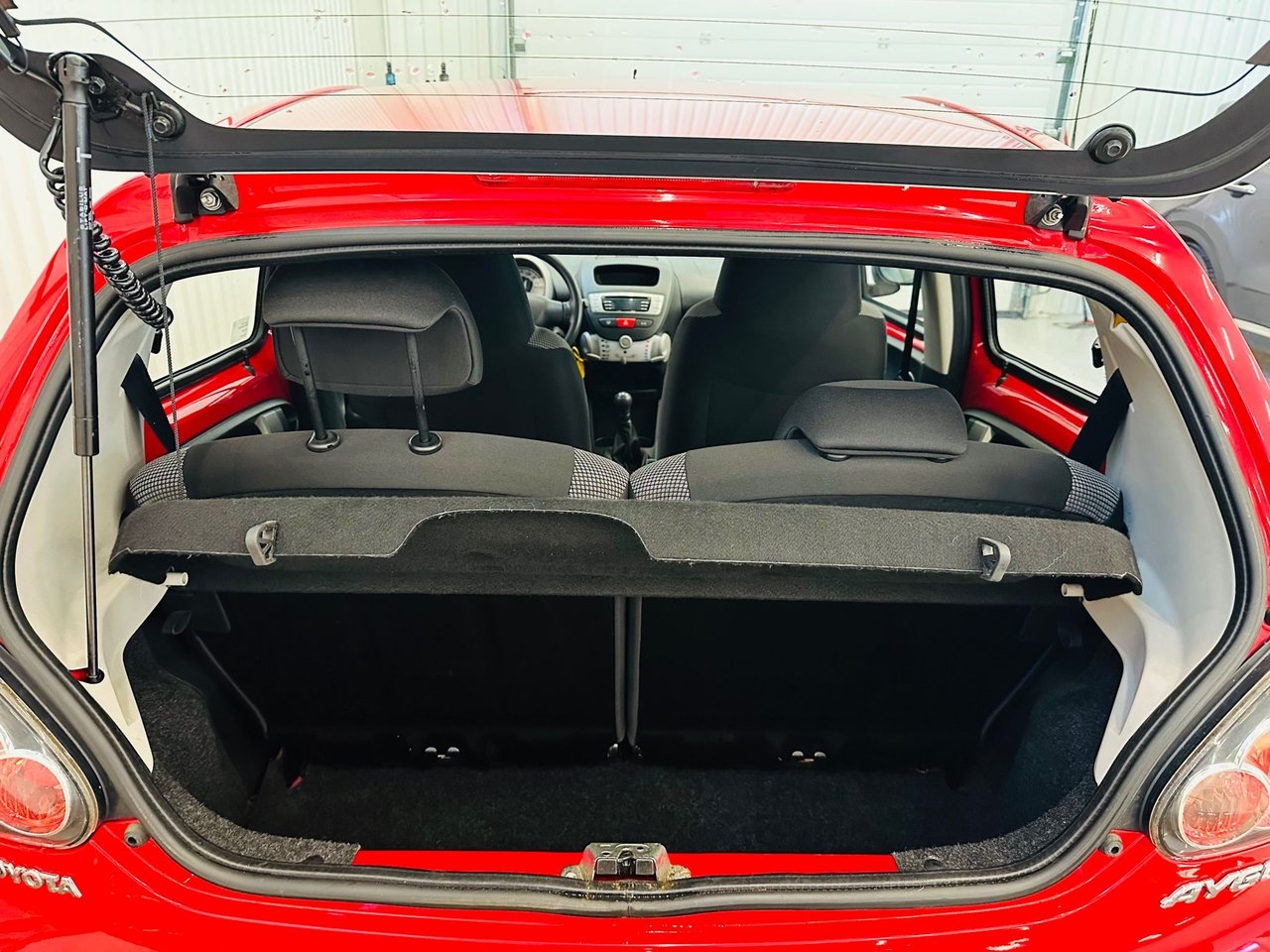 Toyota Aygo 5-dörrar 1.0 VVT-i 2012, bild 7/10