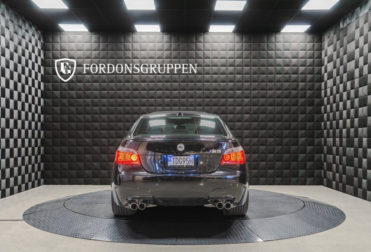 BMW M5 2006, bild 6/27