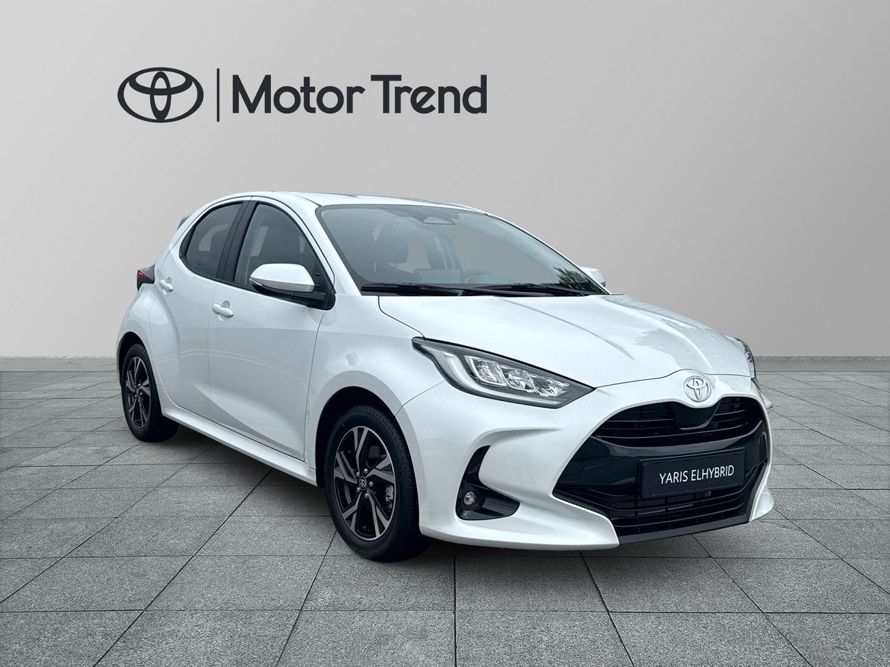 Toyota Yaris 2025, bild 6/8