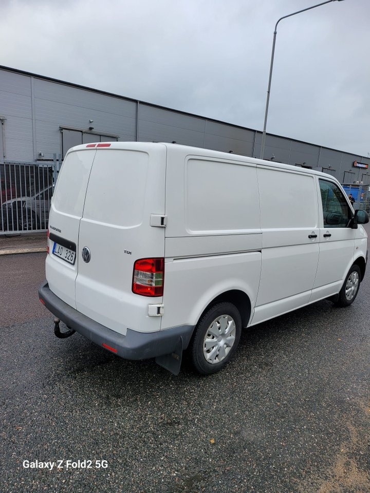 Volkswagen Transporter 2011, bild 3/10