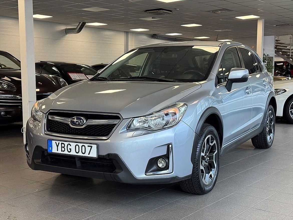 Subaru XV 1.6i 4WD Lineartonic Automat 2016, photo 5/19