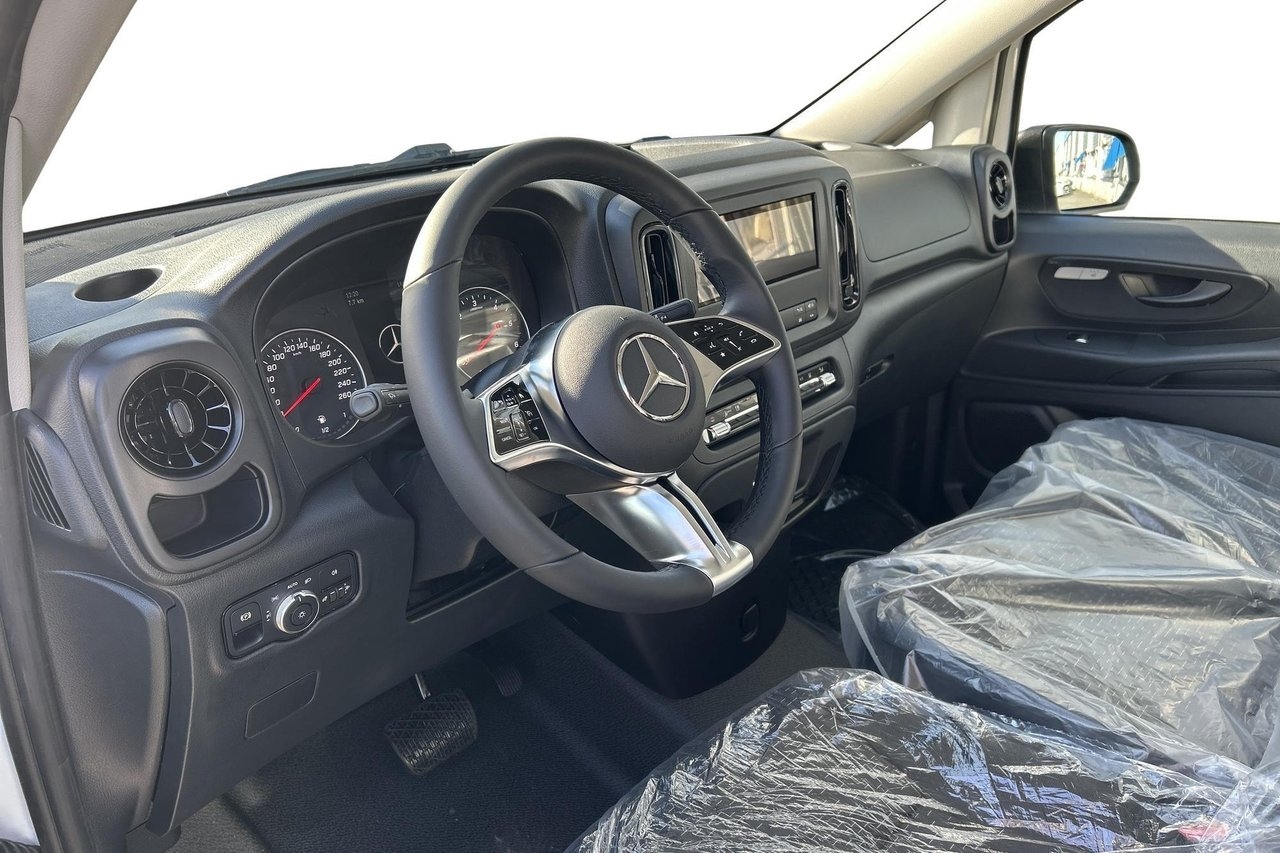 Mercedes-Benz Vito 2025, bild 6/10