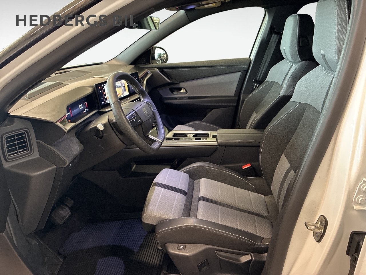 Opel Grandland Hybrid GS 145 AUT 2025, bild 7/18