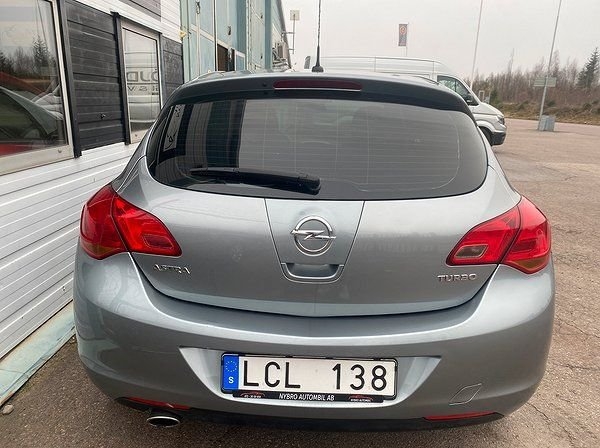 Opel Astra 1.4 Turbo Enjoy Euro 5 2011, bild 4/10