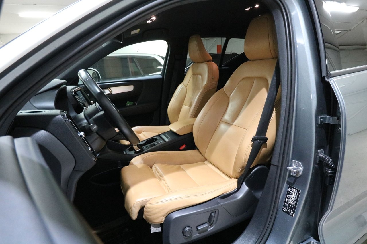 Volvo XC40 2018, bild 6/10