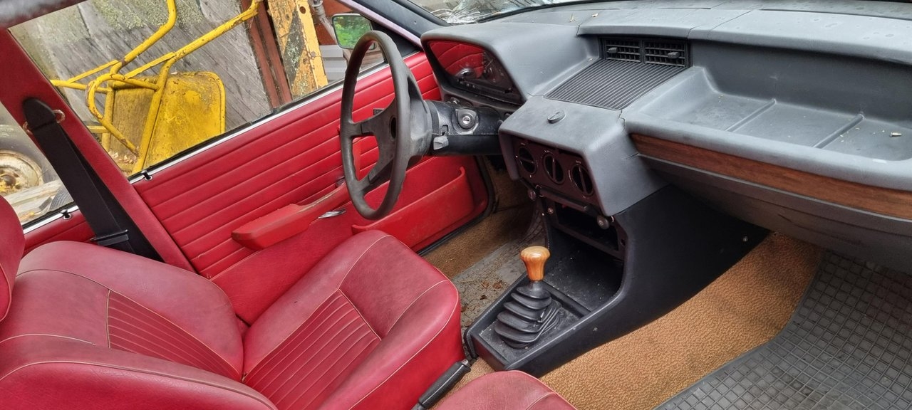 BMW 518 i E12 1979, bild 3/6