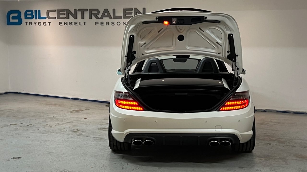 Mercedes-Benz SLK 55 AMG SpeedShift Plus 2013, kuva 7/21