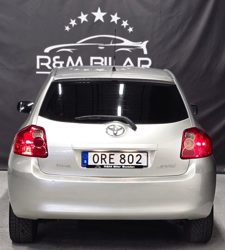 Toyota Auris 2009, bild 7/10
