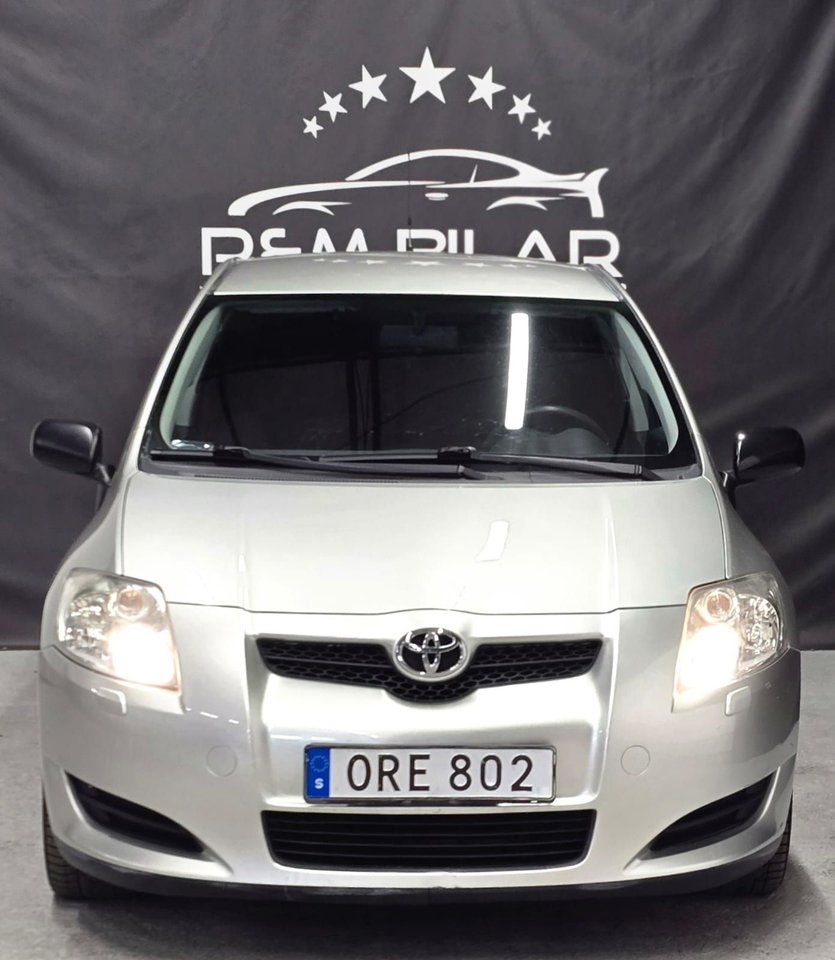 Toyota Auris 2009, bild 2/10