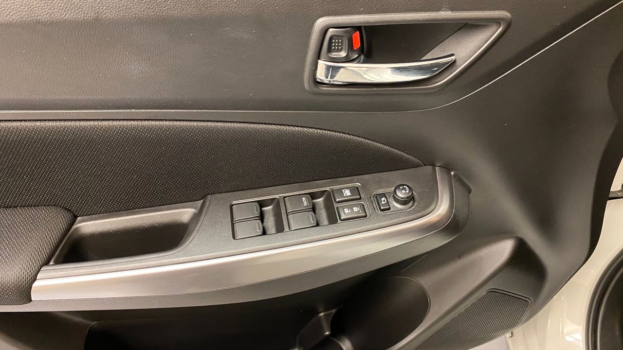 Suzuki Swift 1.2 Backkamera 2022, bild 4/10