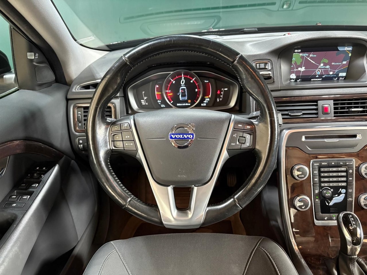 Volvo S80 D5 AWD Momentum Blis 2015, bild 6/25