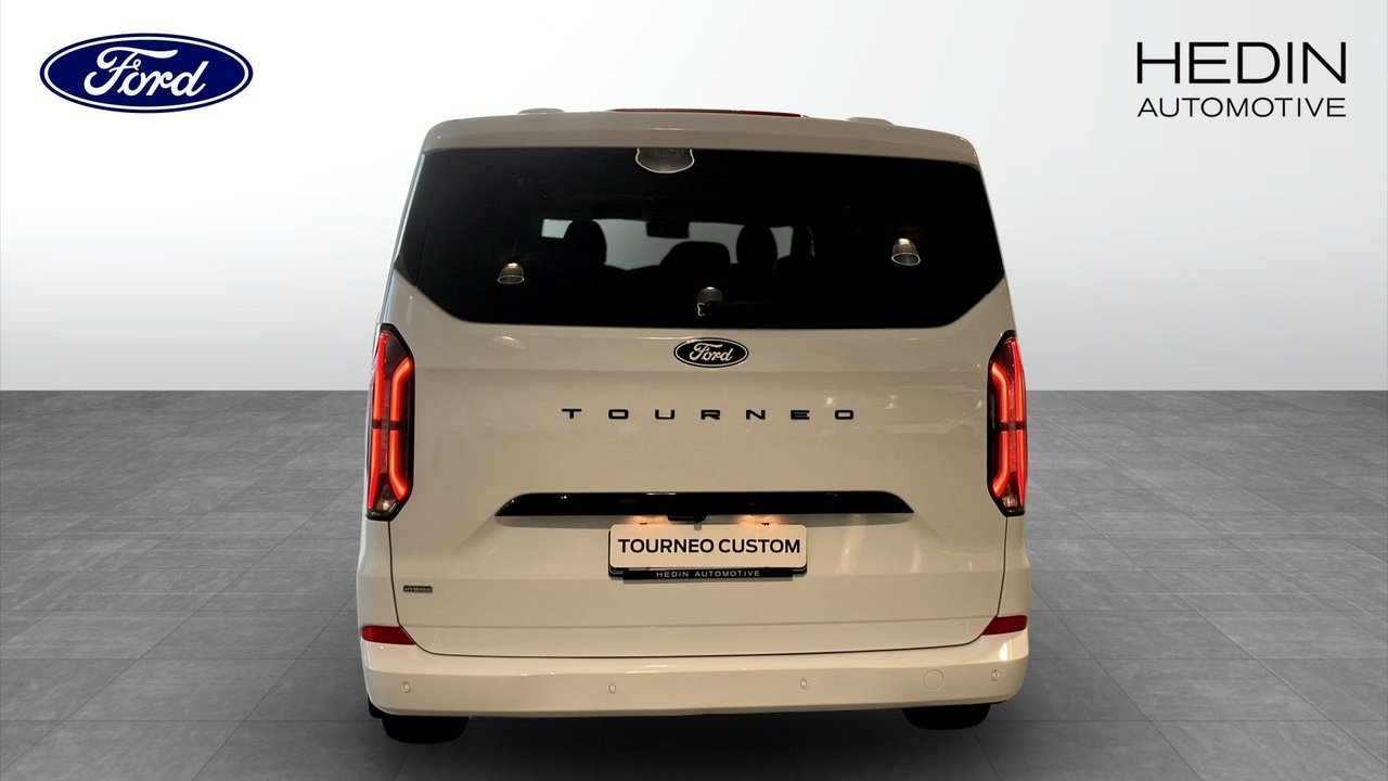 Ford Tourneo Connect PHEV 2025, bild 7/10