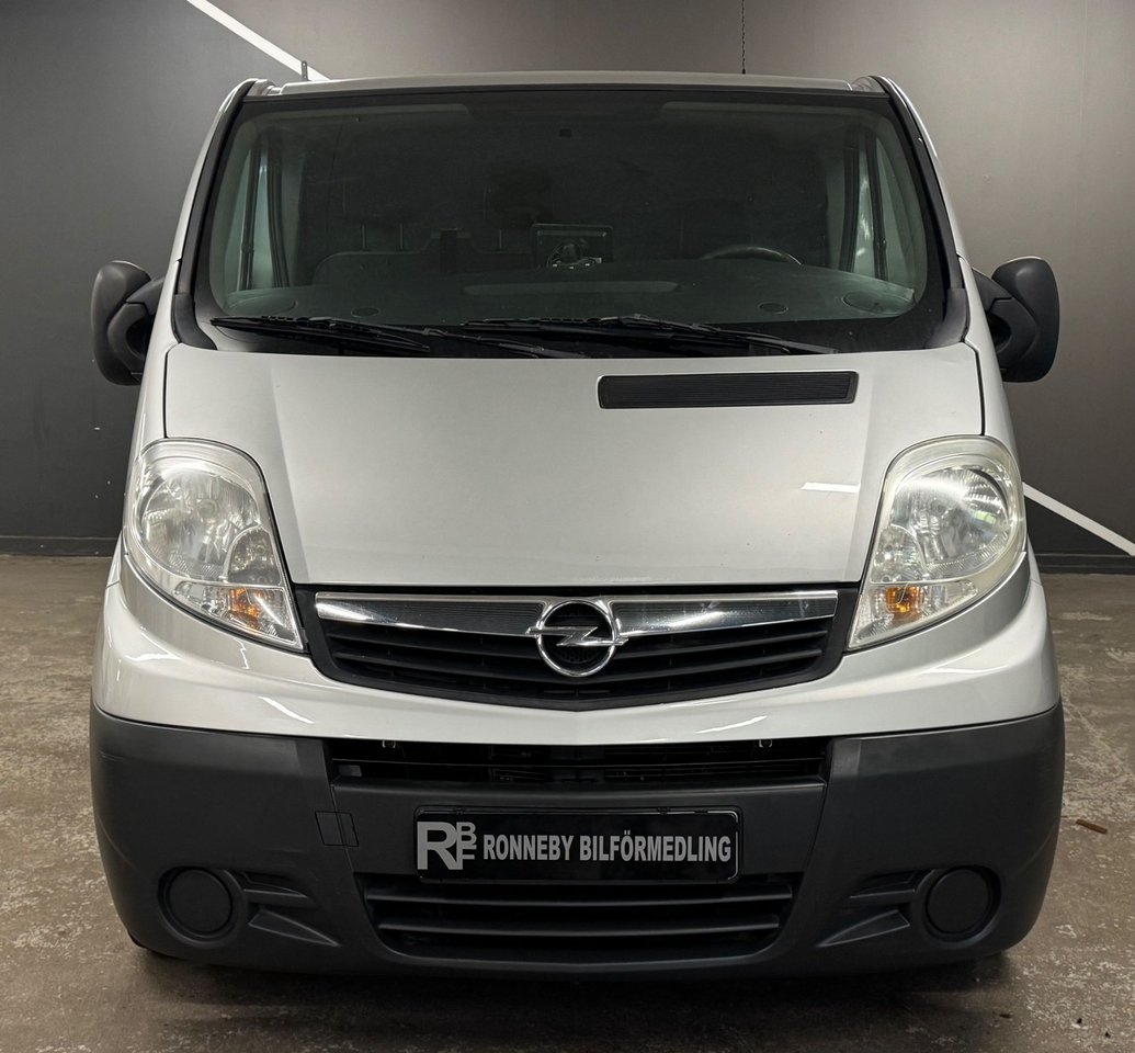 Opel Vivaro Skåpbil 2.9t 2.0 CDTI DRAG 2009, bild 2/10