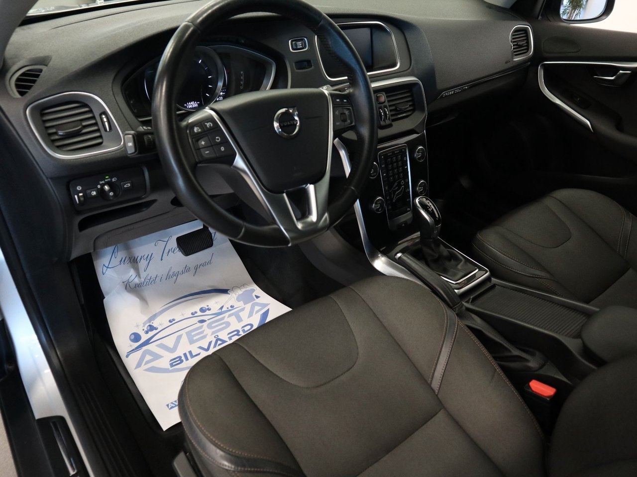 Volvo V40 Cross Country D3 Aut Momentum 2018, bild 6/10