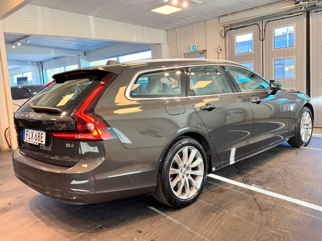 Volvo V90 2021, bild 4/27