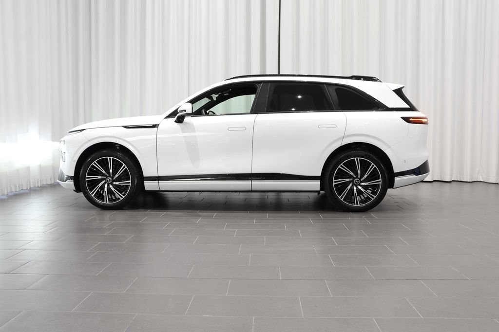 XPENG G9 AWD 551hk Performance 2024, bild 2/26