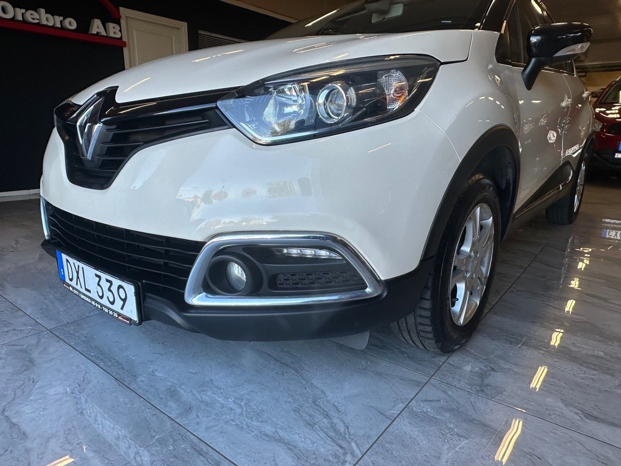 Renault Captur 0.9 TCe (90hk) / Låga Mil 2015, bild 6/10