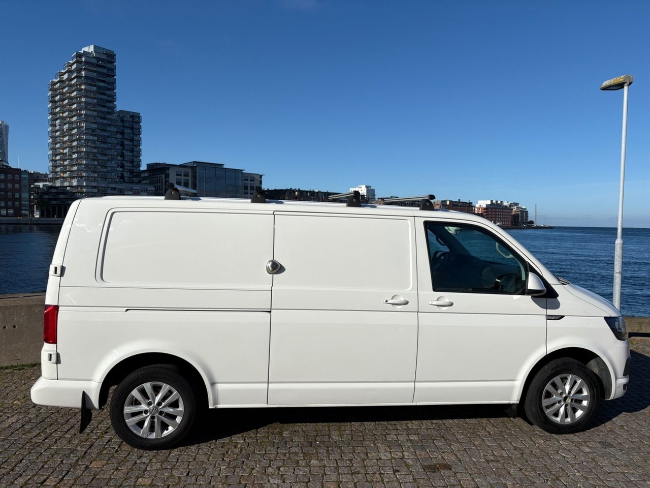 Volkswagen Transporter 2019, bild 2/10