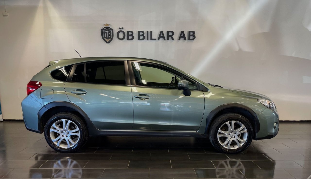 Subaru XV 2013, photo 2/13