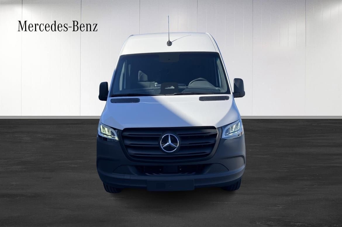 Mercedes-Benz eSprinter 2025, bild 2/10