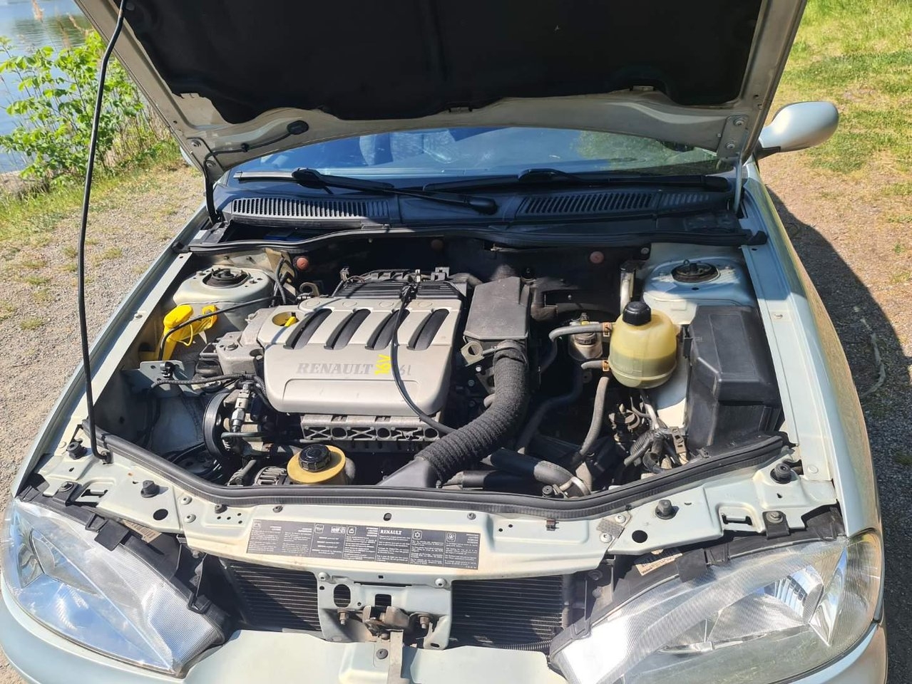 Renault Megane I Cabriolet 2001, photo 2/5
