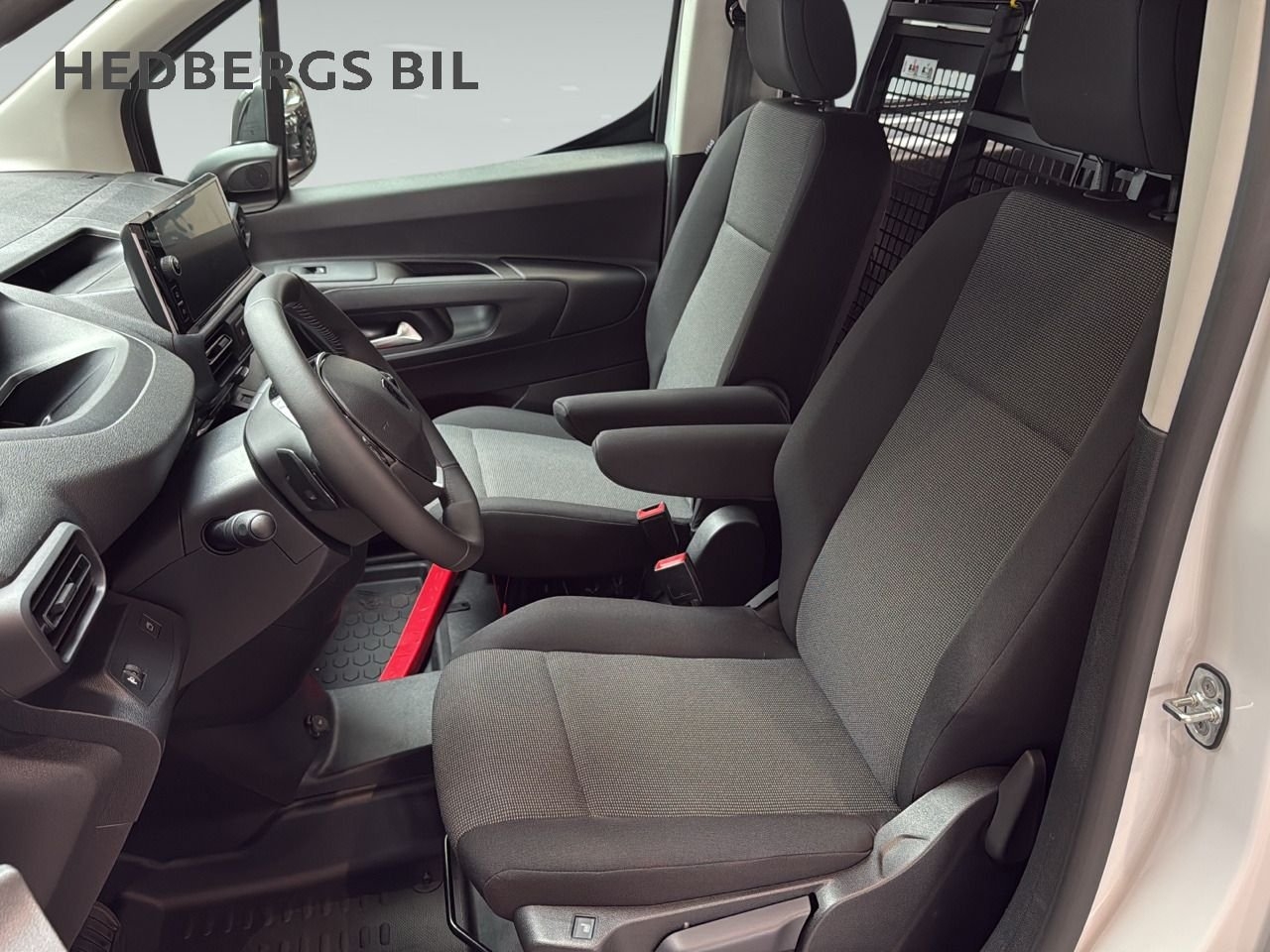 Peugeot Partner Crew Cab 130 5-SITS 2026, bild 7/10