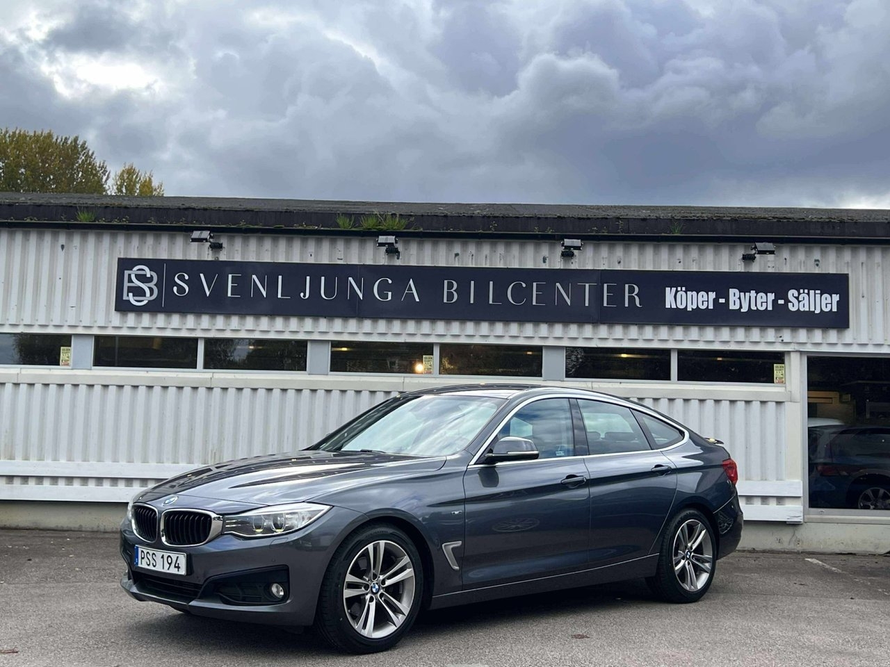 BMW 320