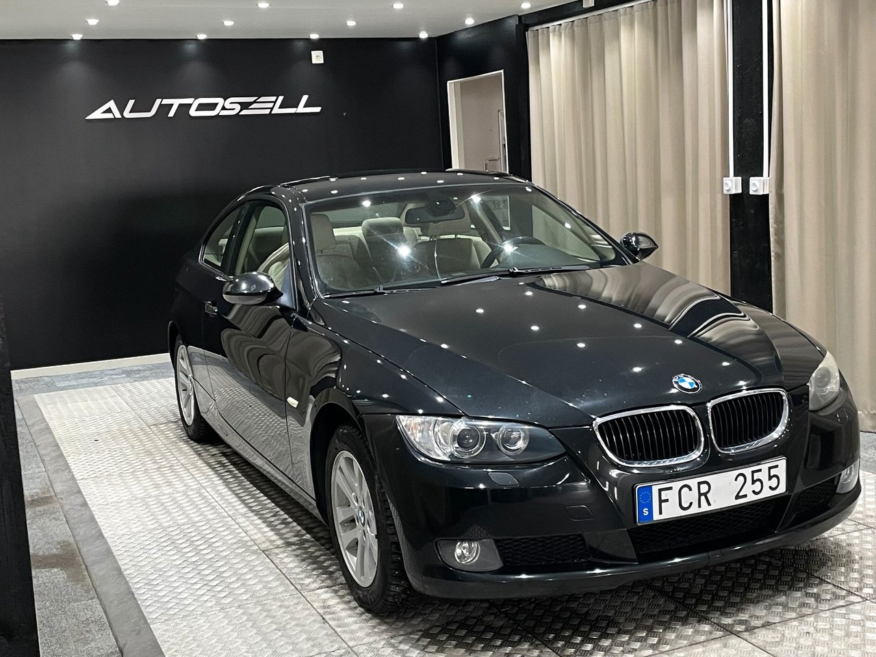 BMW 320 i Coupé Comfort Farthållare 2009, kuva 2/10