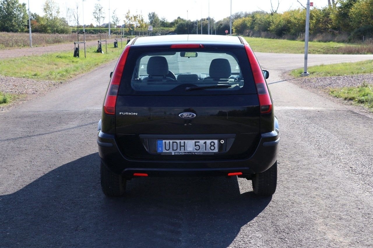 Ford Fusion 1.6 Manuell, 100hk 2003, bild 6/10