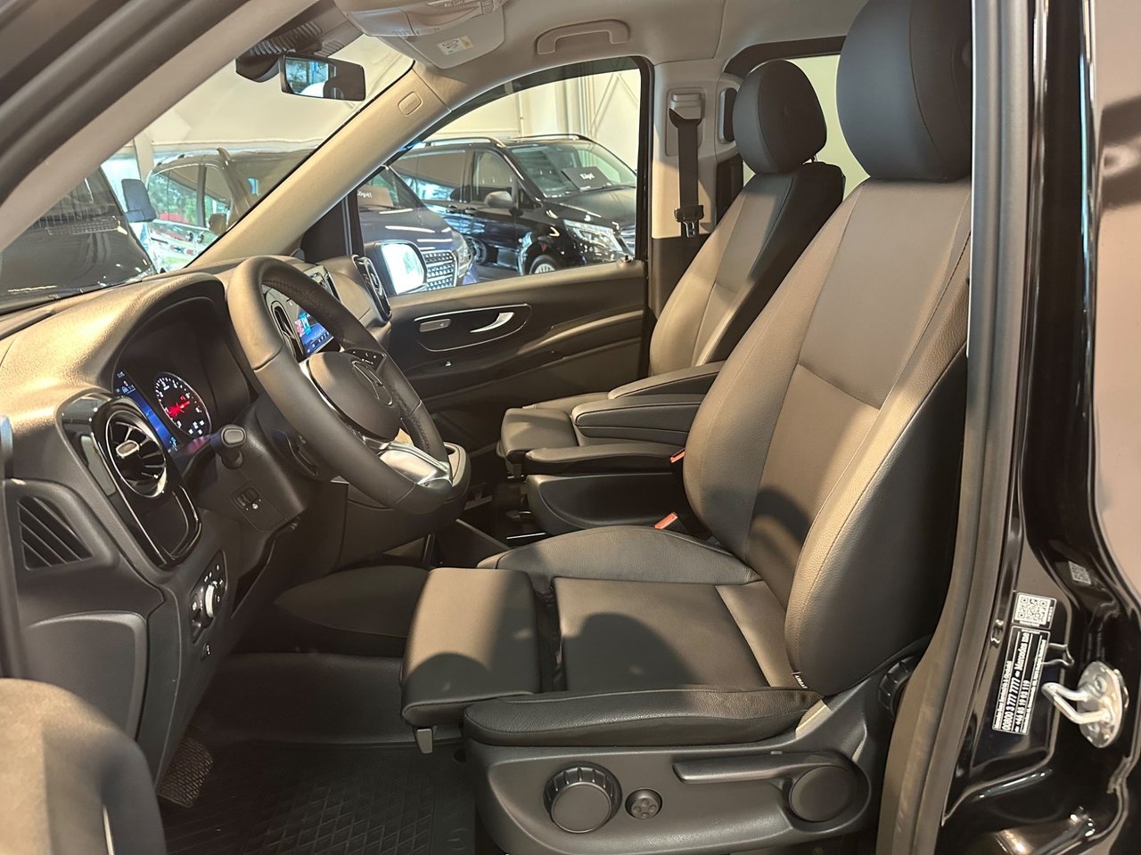 Mercedes-Benz Vito 2026, bild 6/17