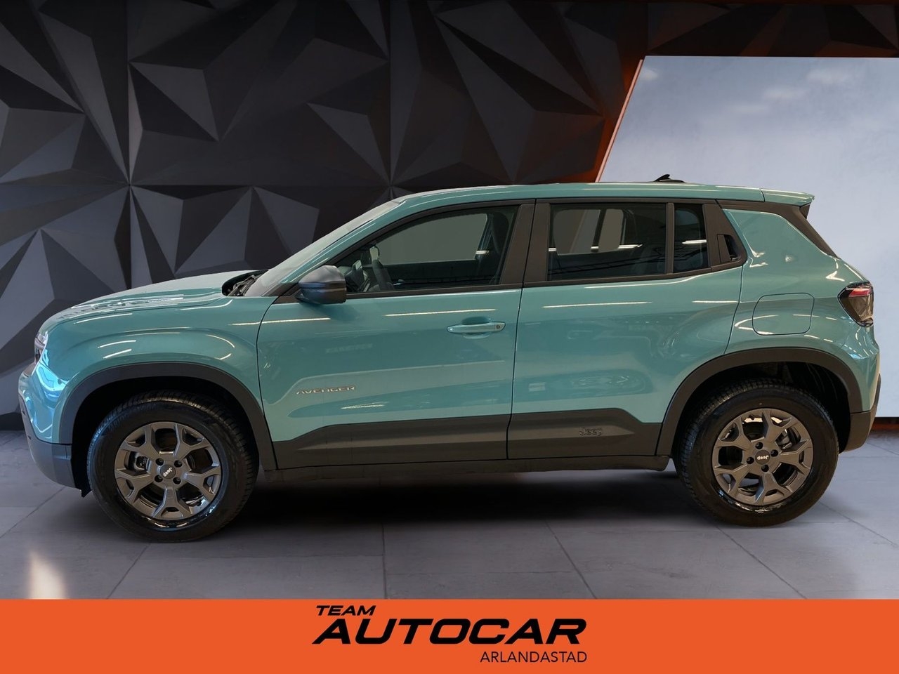 Jeep Avenger LONGITUDE MHEV 2024, bild 2/22