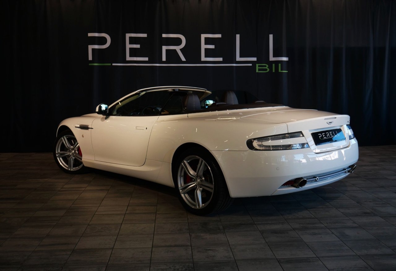 Aston Martin DB9 2010, bild 3/10