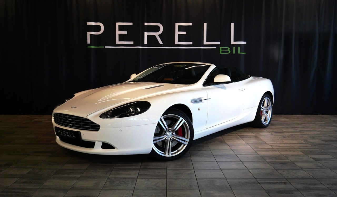 Aston Martin DB9
