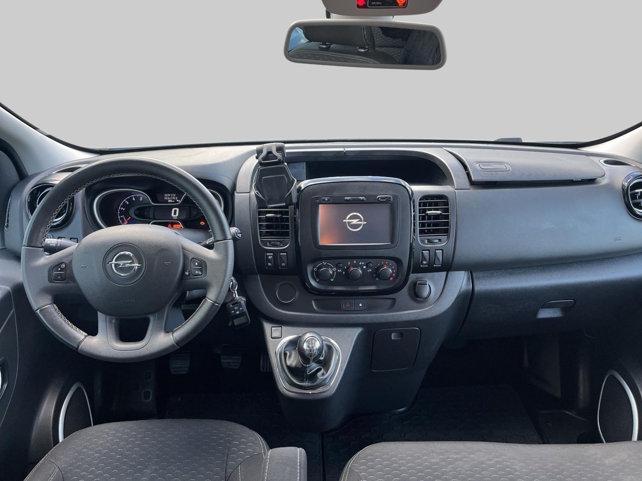 Opel Vivaro 2017, kuva 6/10