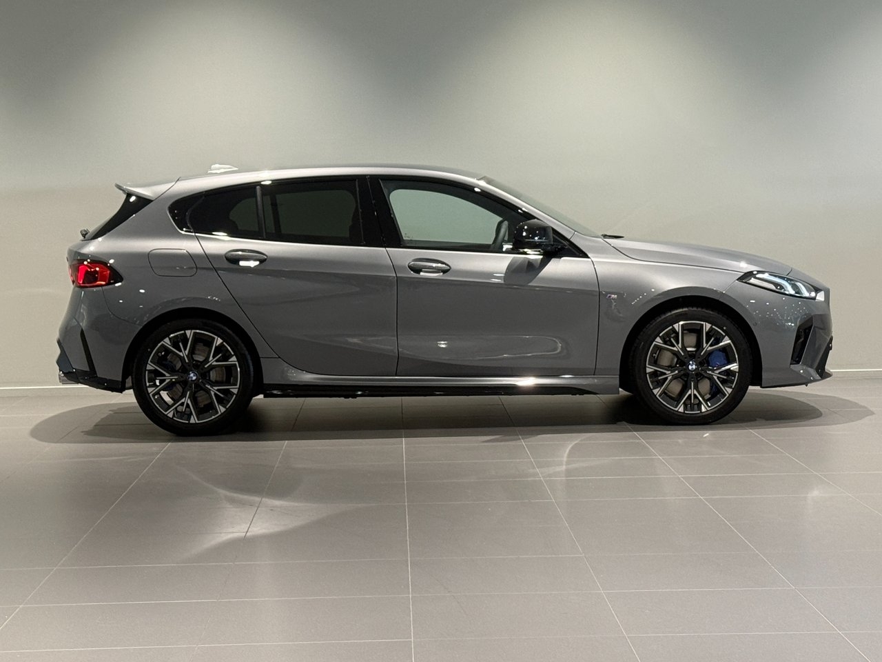 BMW M135i 2026, bild 3/17