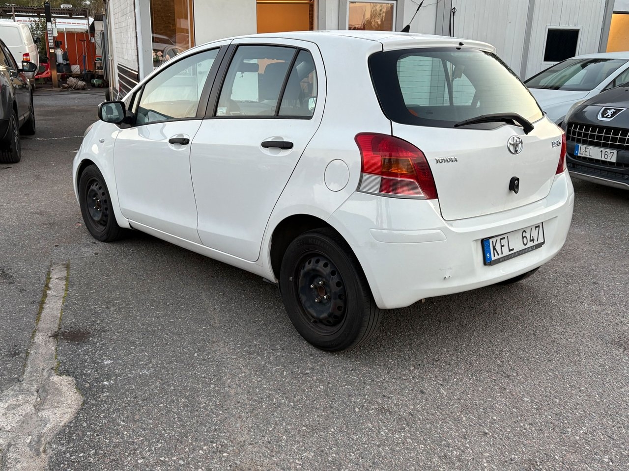 Toyota Yaris 2010, bild 3/6