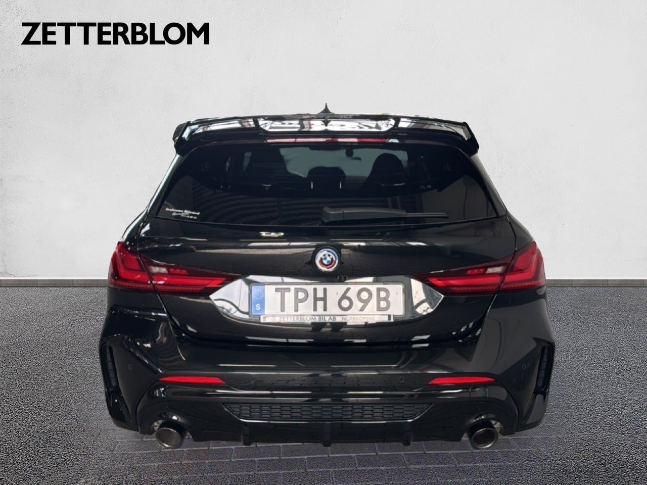 BMW M135i xdrive Steptronic 306hk 2022, kuva 4/23