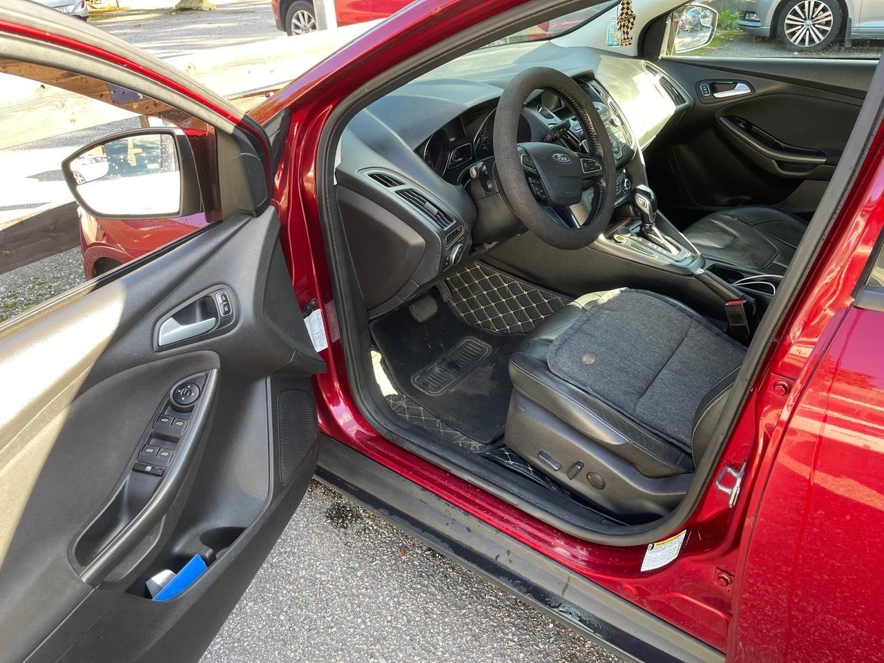 Ford Focus 2015, bild 5/7