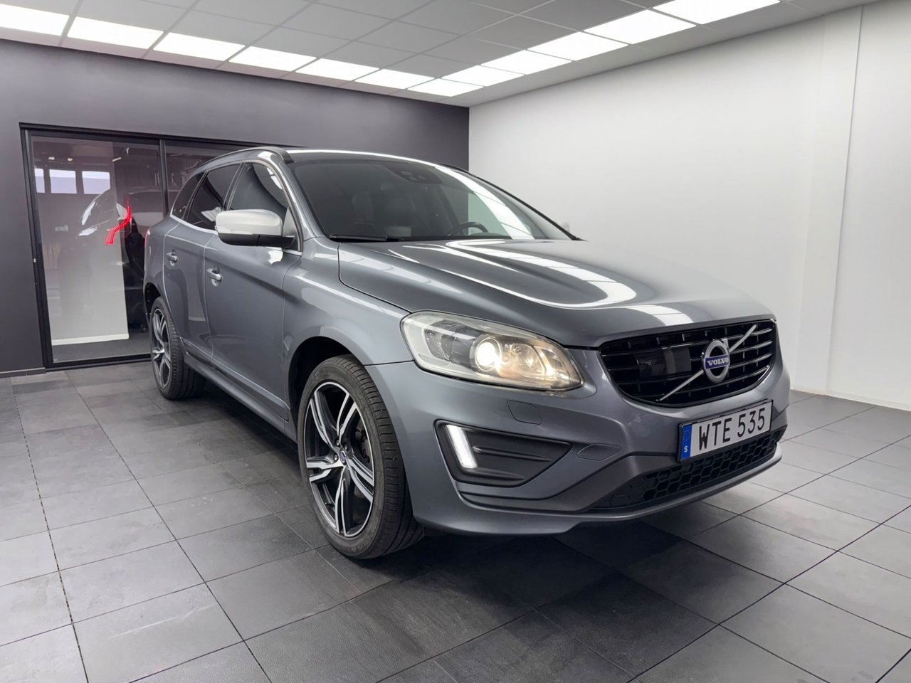 Volvo XC60 2017, kuva 3/27